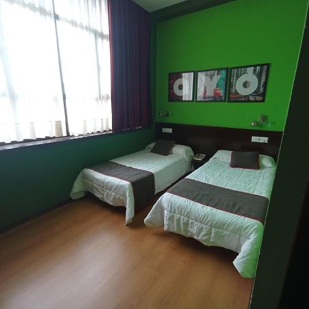 Hotel / Restaurante La Pepa Aviles Ngoại thất bức ảnh