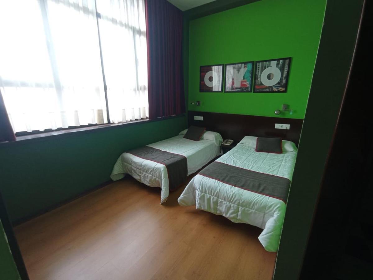 Hotel / Restaurante La Pepa Aviles Ngoại thất bức ảnh